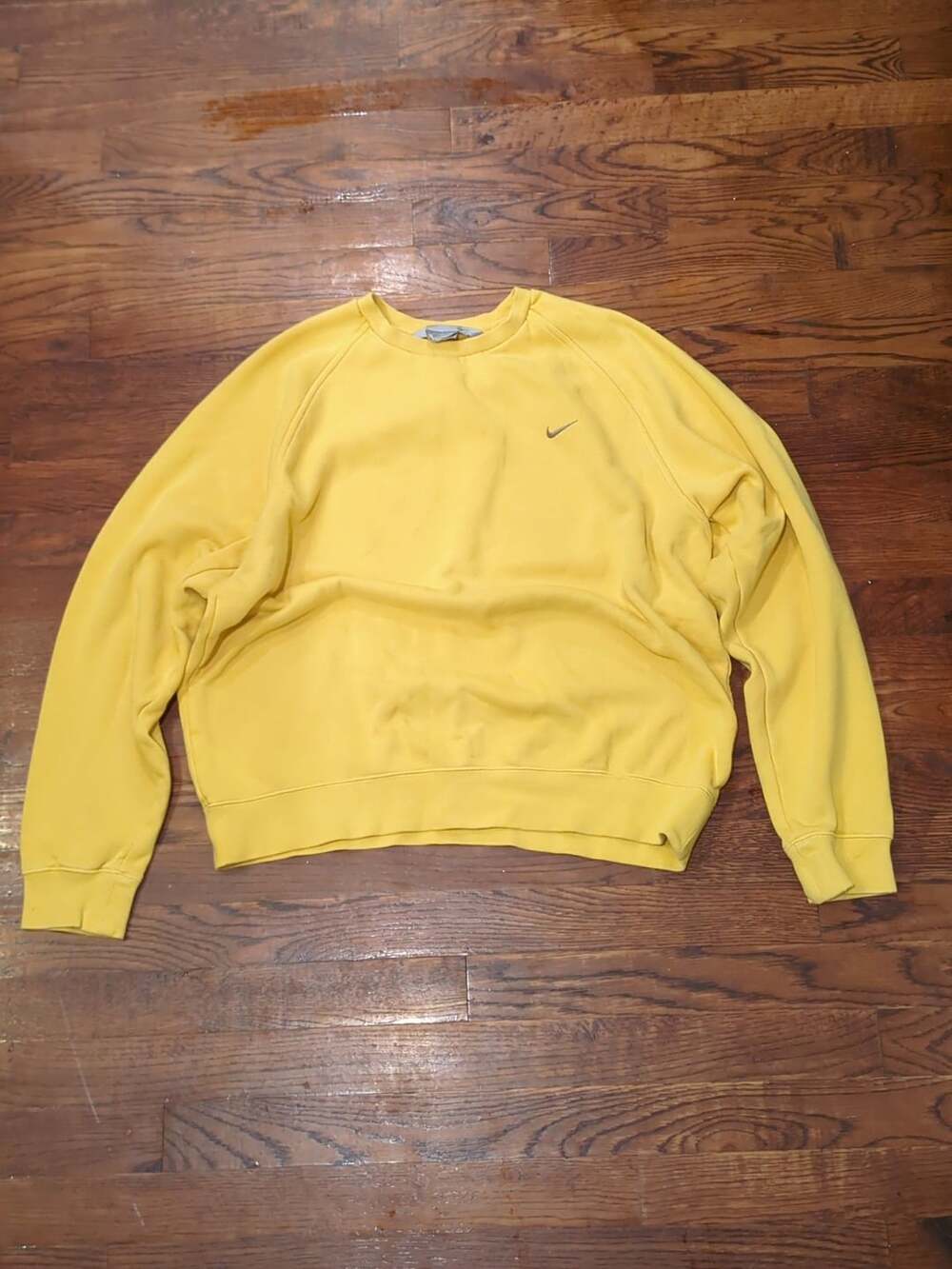 Nike Vintage Crewneck Sweatshirt Yellow Embroidered Swoosh